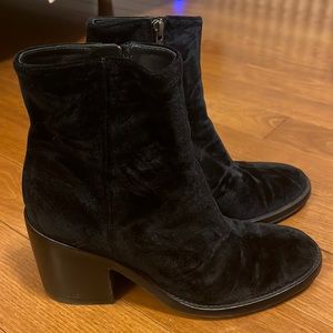 Ann Demeulemeester Velvet Ankle Boots